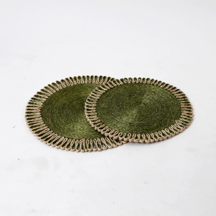 ROUND COASTER BRAID PLACEMAT WITH LOOP BORDER by SHELMED